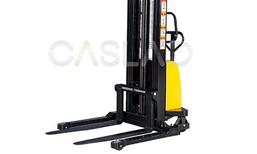 1.5T Semi Electric Stacker - Wide - 3000mm